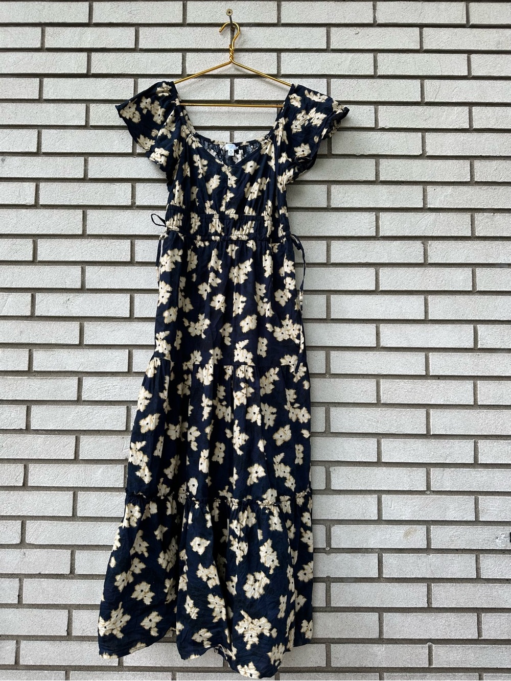 Time and Tru Navy Floral Cotton Flutter Sleeve Tiered Maxi Dress M Cottagecore - Picture 2 of 13